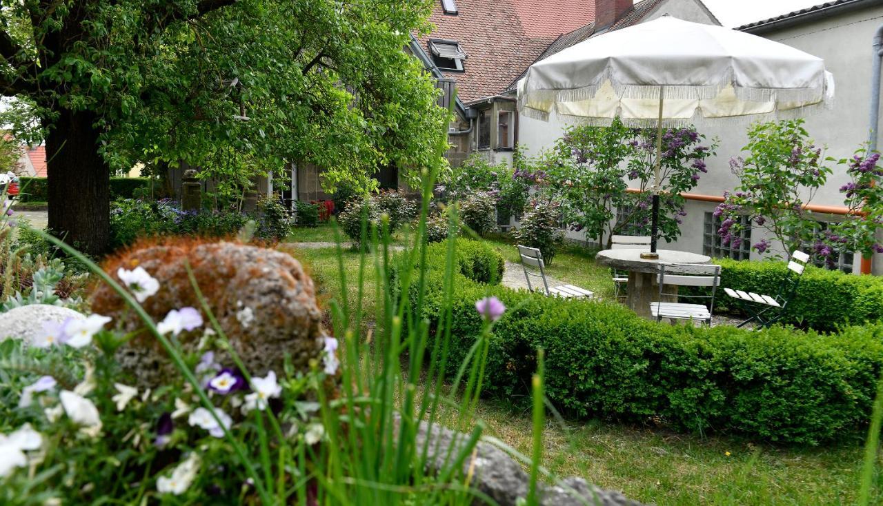 Hotel Schwarzes Ross Steinsfeld Zewnętrze zdjęcie