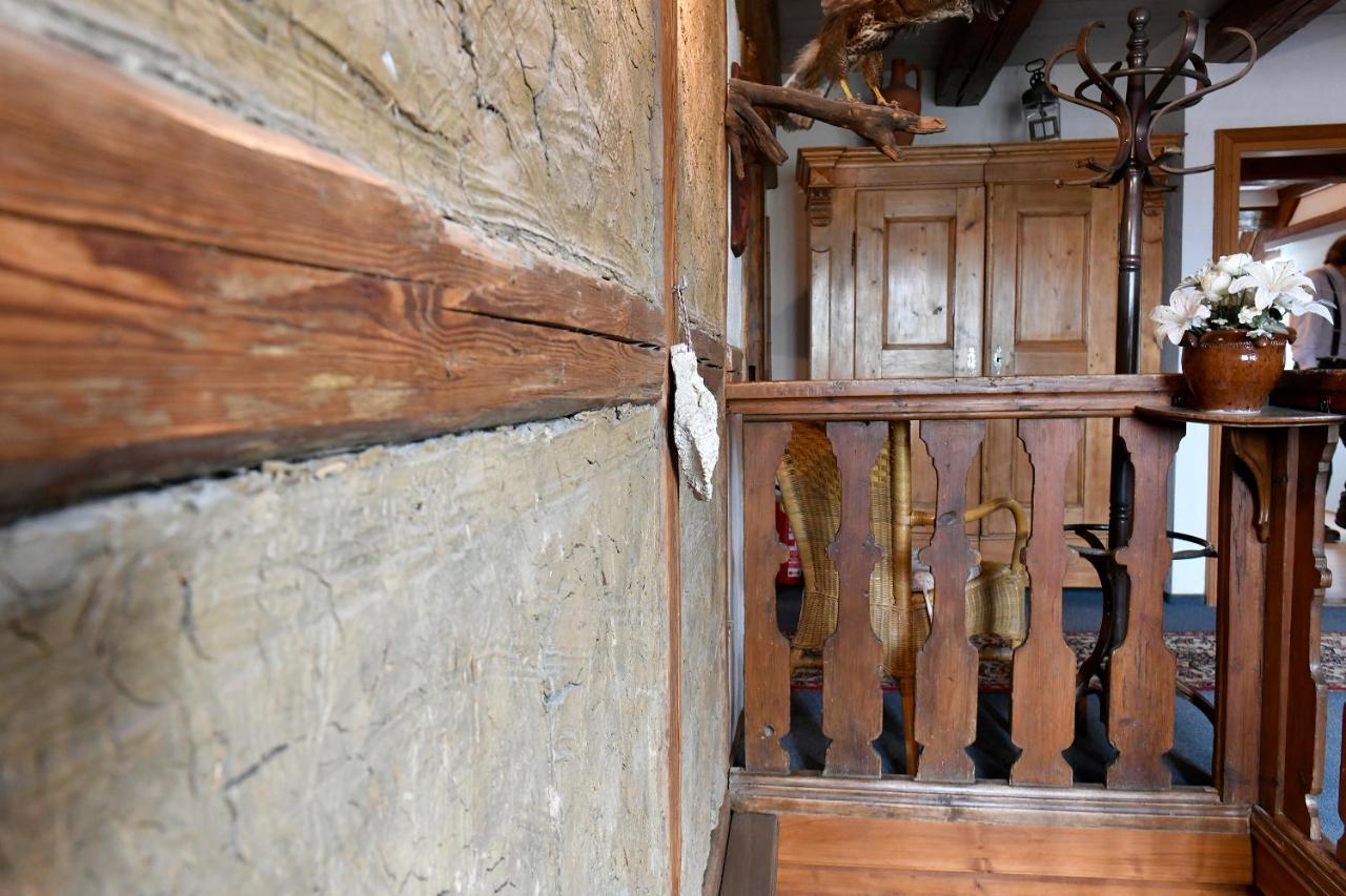 Hotel Schwarzes Ross Steinsfeld Zewnętrze zdjęcie
