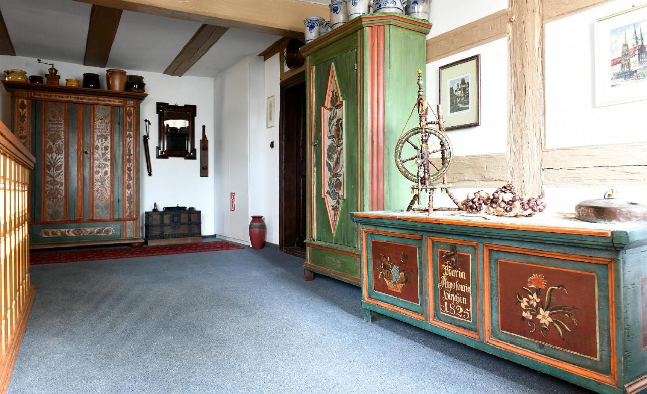 Hotel Schwarzes Ross Steinsfeld Zewnętrze zdjęcie