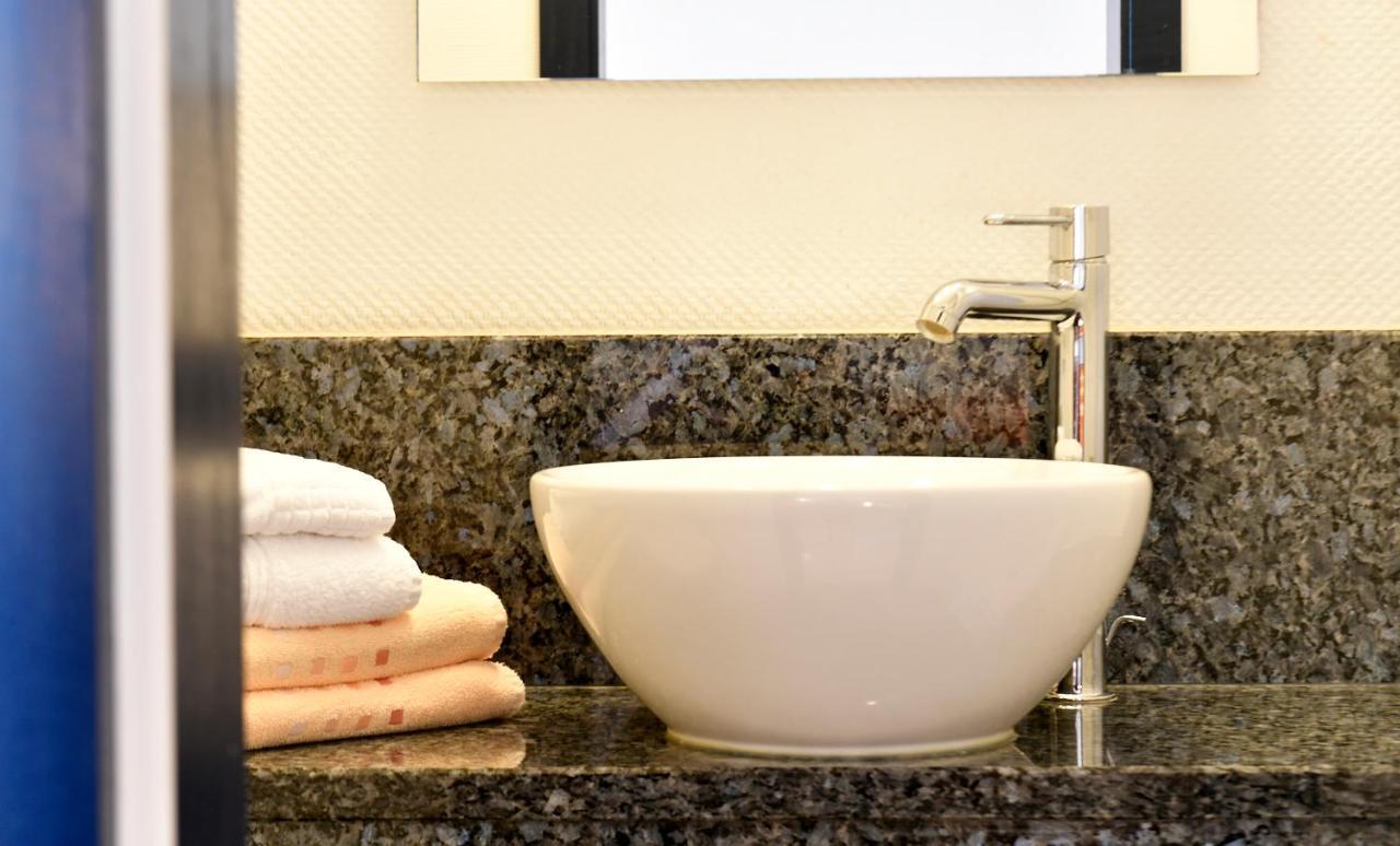 Hotel Schwarzes Ross Steinsfeld Pokój zdjęcie