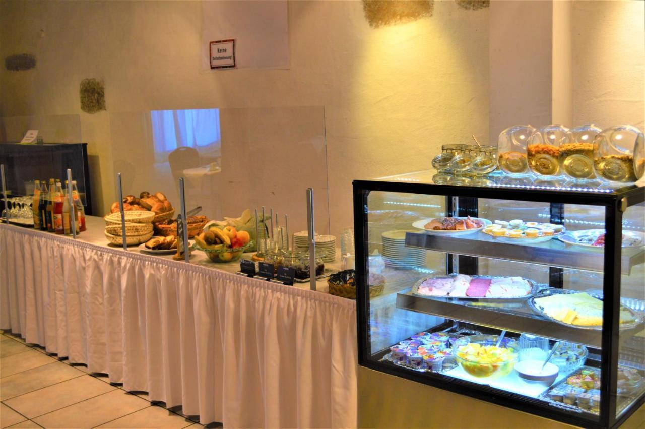 Hotel Schwarzes Ross Steinsfeld Zewnętrze zdjęcie