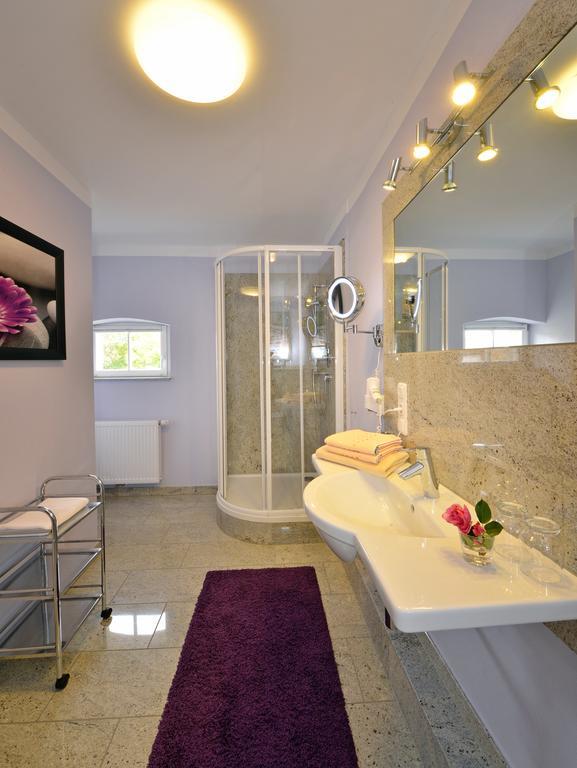 Hotel Schwarzes Ross Steinsfeld Pokój zdjęcie