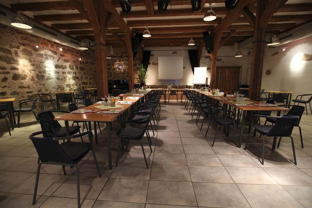 Hotel Schwarzes Ross Steinsfeld Zewnętrze zdjęcie