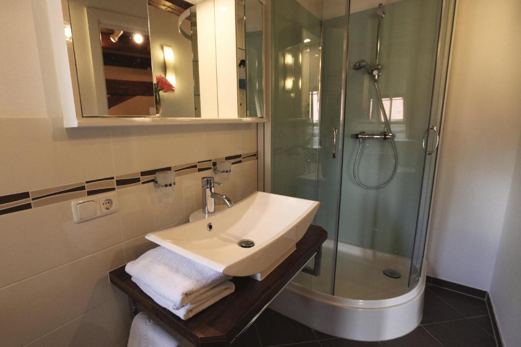Hotel Schwarzes Ross Steinsfeld Zewnętrze zdjęcie